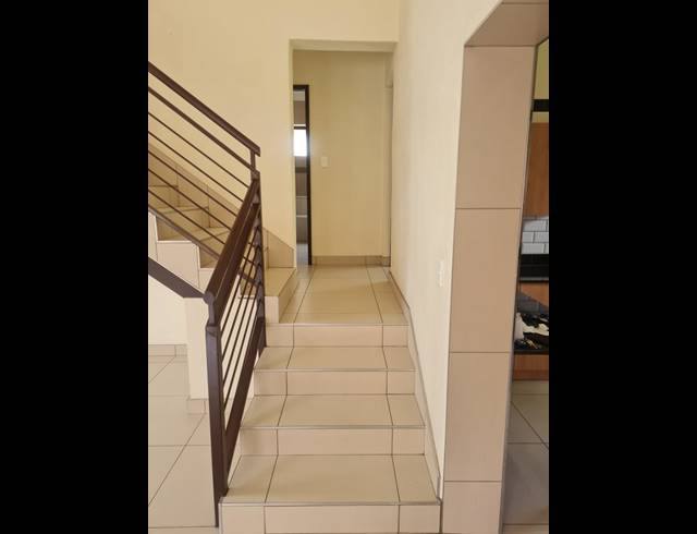 3 BEDROOM PROPERTY TO RENT IN NORTH RIDING